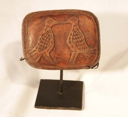 Box with carved birds by Timor Carving
